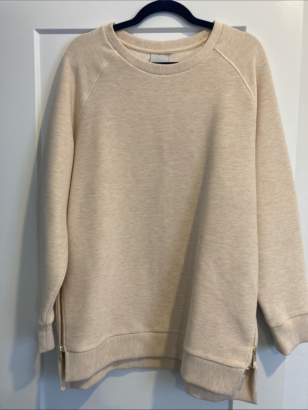 Varley Manning LIKE NEW Cream Ribbed Crewneck Sweatshirt with Side Zips